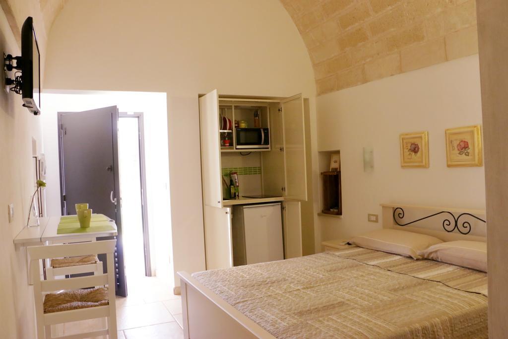 Residence Spadalunga San Michele Salentino Værelse billede